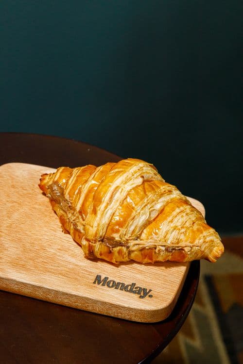 Peanutella Croissant